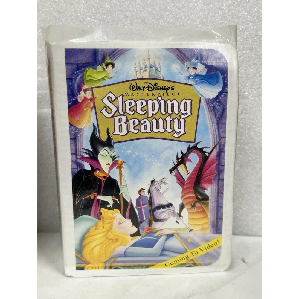 VTG Pocahontas Alice In Wonder Land‎ Disney Masterpiece Collection McDonalds